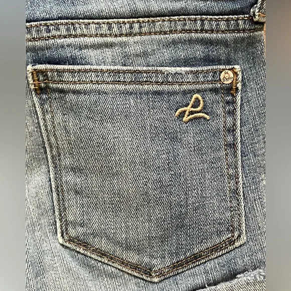 DL1961 Lucy Denim distressed blue Jean girls shorts 14 - Picture 10 of 11